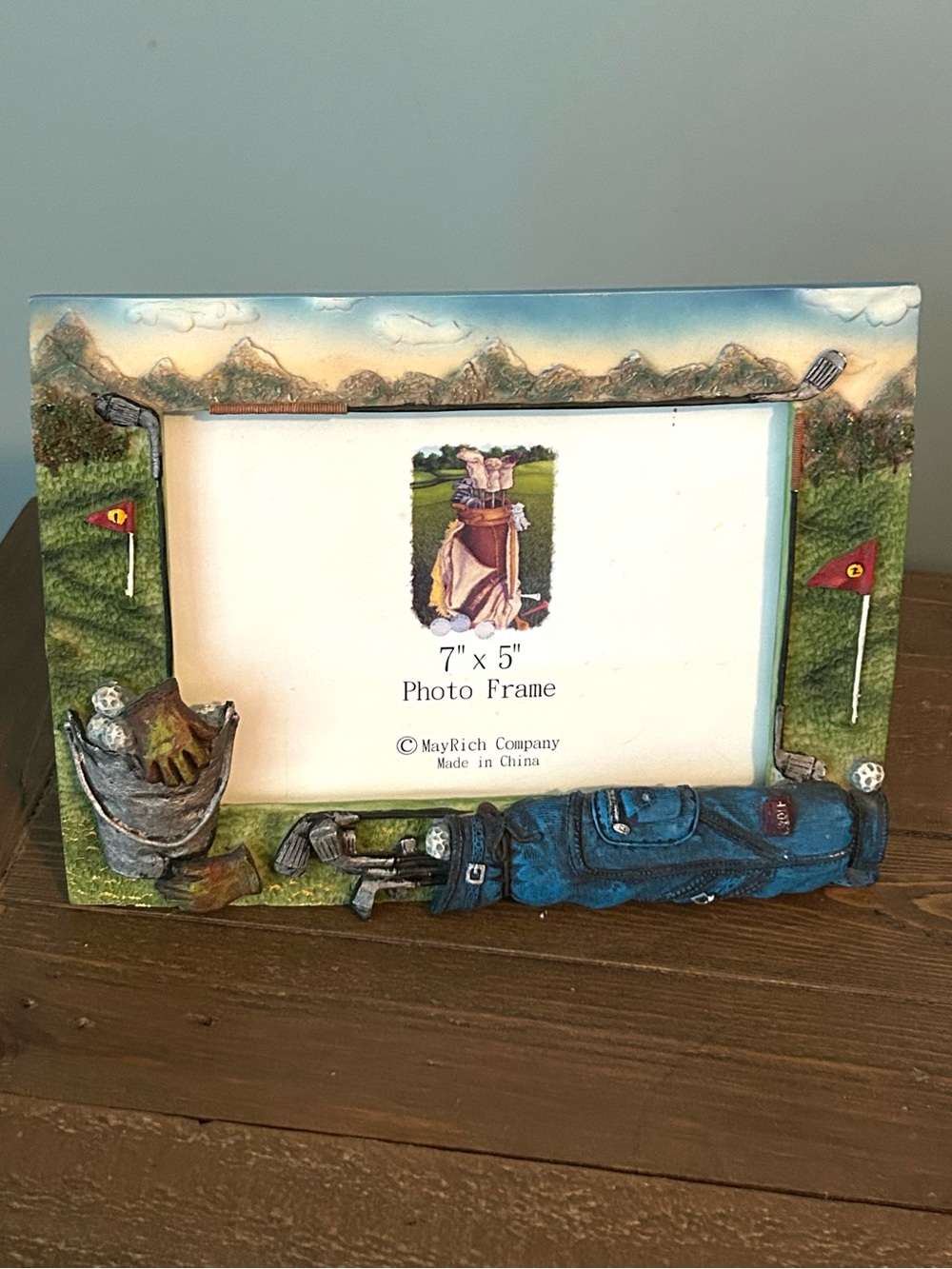 MayRich Co. 3-D Golf Themed Vintage Picture Frame Ceramic Resin Fits 7”x5” Photo